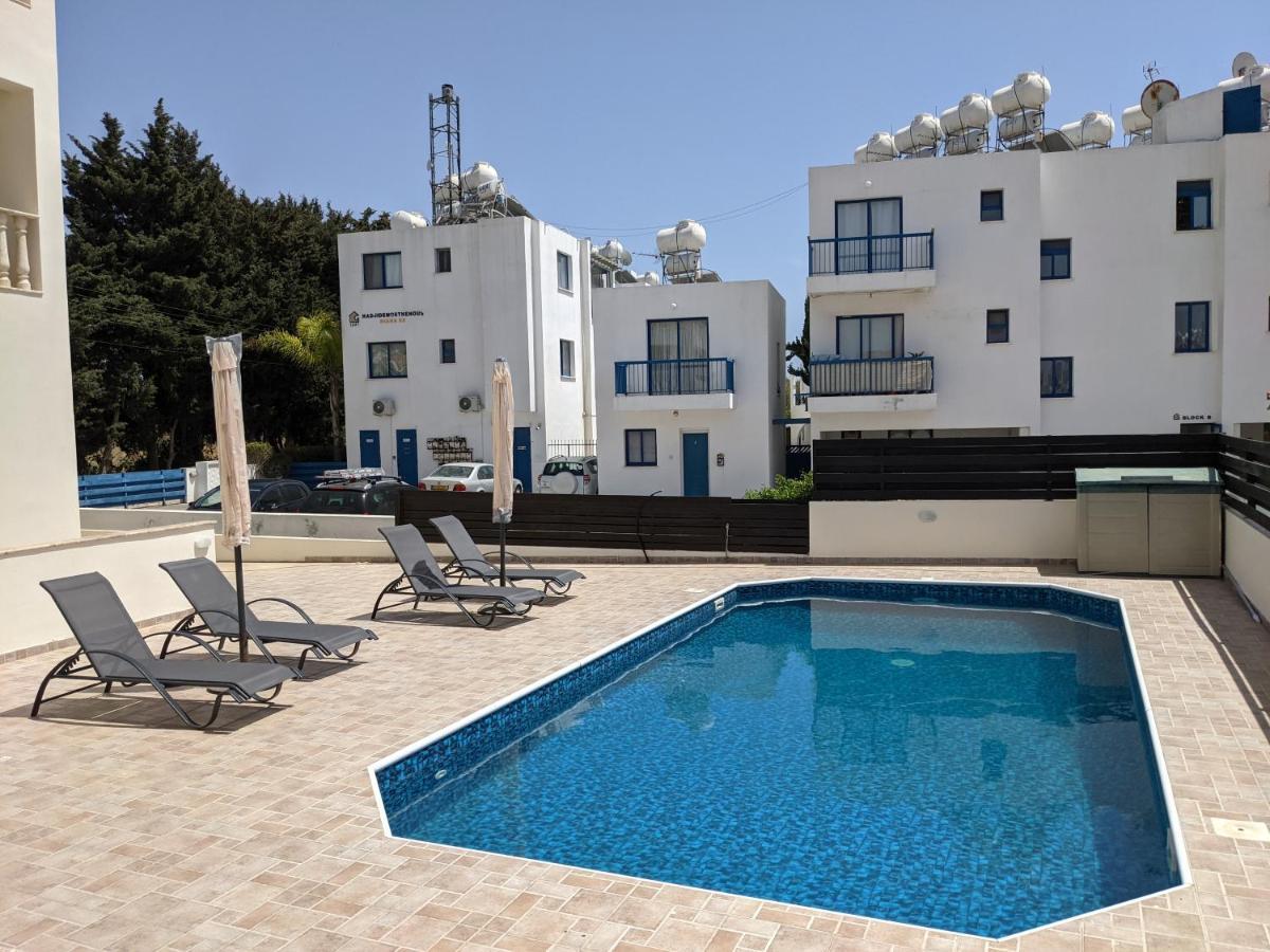 Cosy Apartment In Kato Paphos With Pool Access Dış mekan fotoğraf